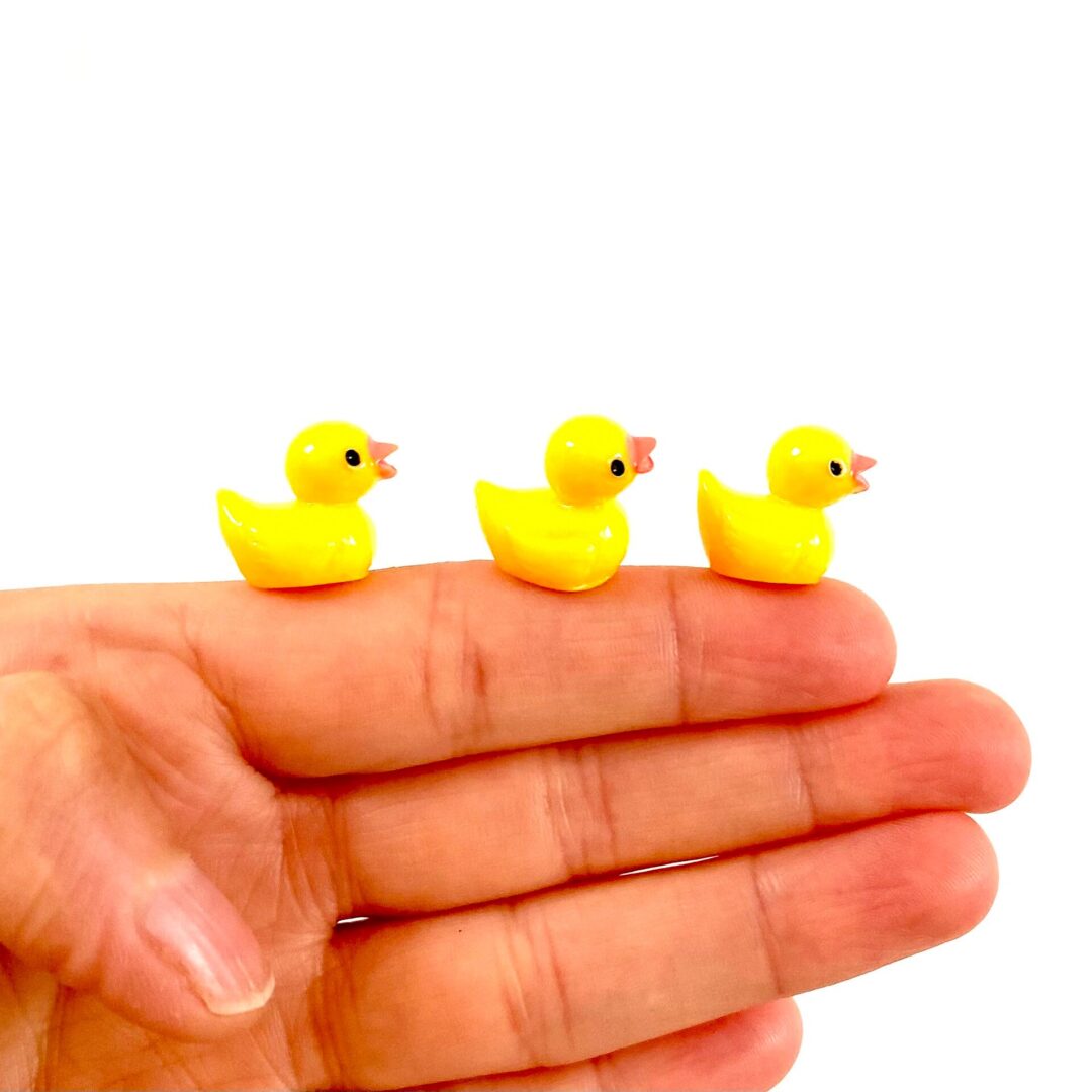 Dollhouse miniature Tiny resin Duck Dolls toy duck Rubber ducky 15mm miniature duck UK seller