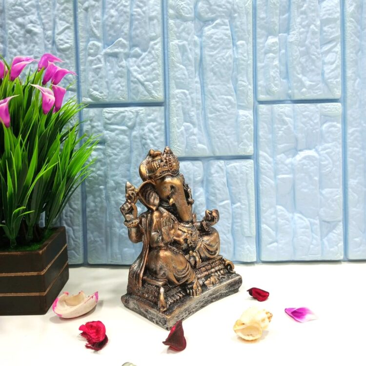 Cute Ganeshji Idol Statues Showpieces for Car Dashboard