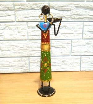 Handcrafted Metal Figurine for Home Office Decoration