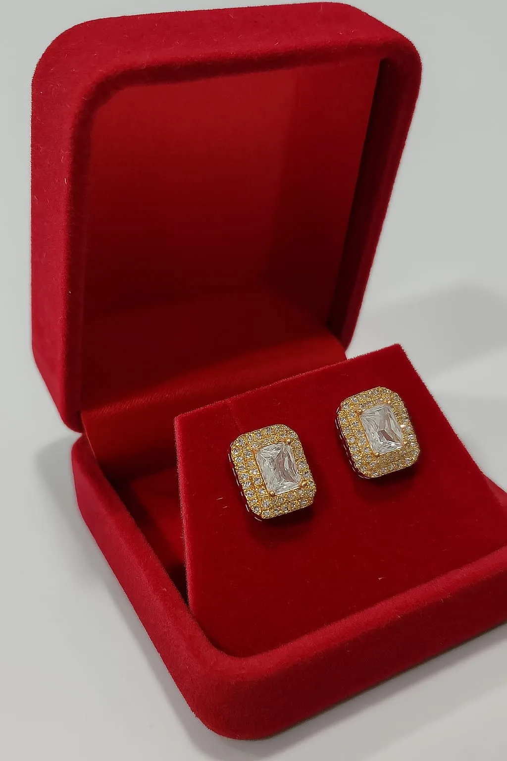 Rectangular diamond earrings