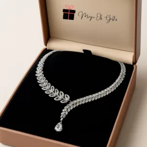 Luxury diamond necklace